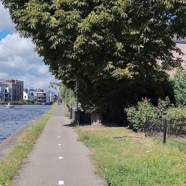 Fietsvijandige obstakels in Leiderdorp